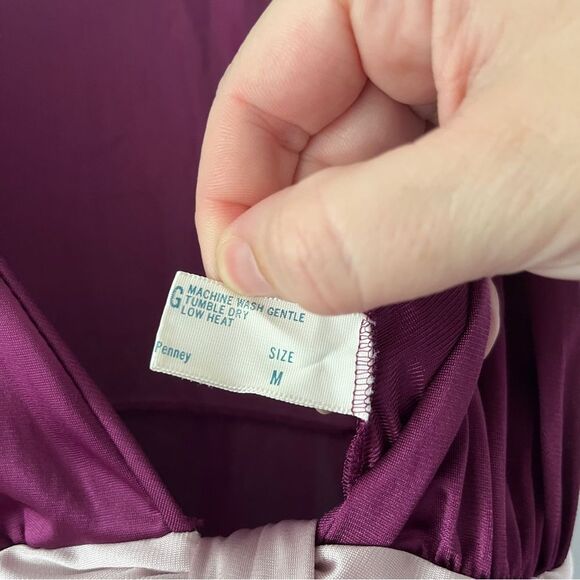Vintage Purple Nightgown Nylon Sleeveless Maxi Size Medium - Picture 6 of 8